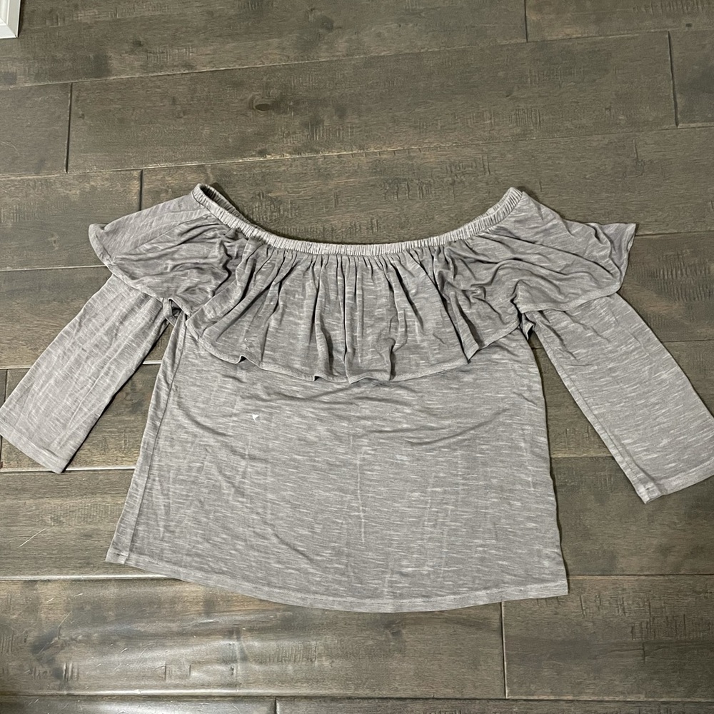 Off the shoulder long sleeve